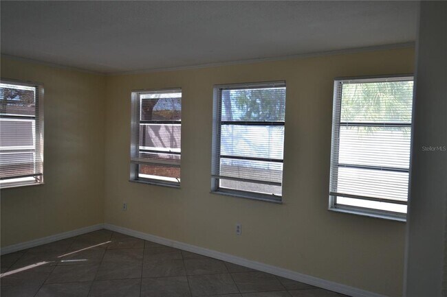 Photo - 1351 Whitehall Ln