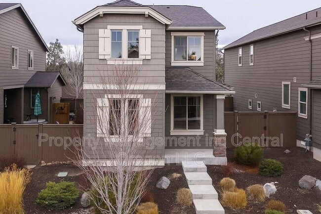 Building Photo - 2860 Yew Park Ln Rental