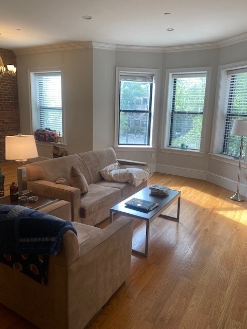 1089 Beacon St Unit 3