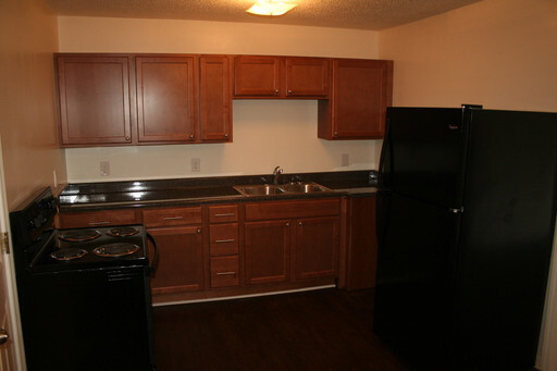 Townhouse-Two Bedroom One & Half Bathrooms. - Townhouse-Two Bedroom One & Half Bathrooms.