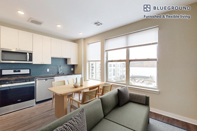 Building Photo - 79 Alexander St Unit FL2-ID2760A Rental