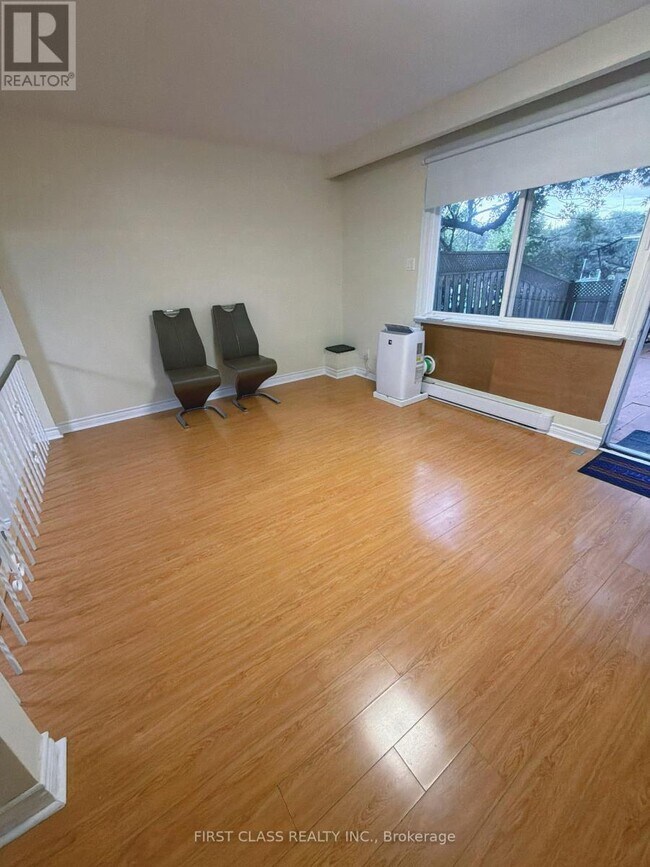 Photo - 57 Godstone Rd
