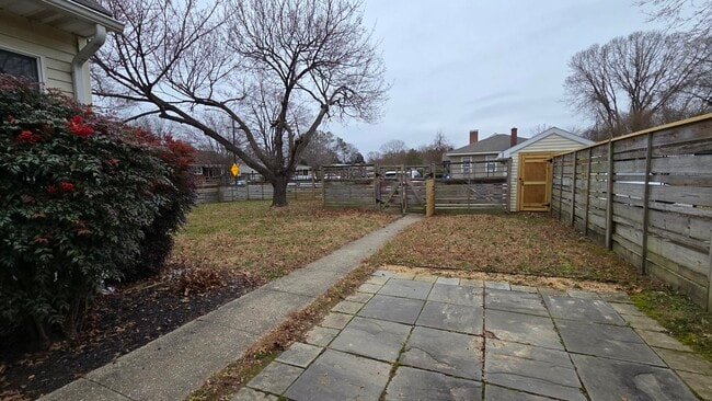 Photo - 712 N Washington St