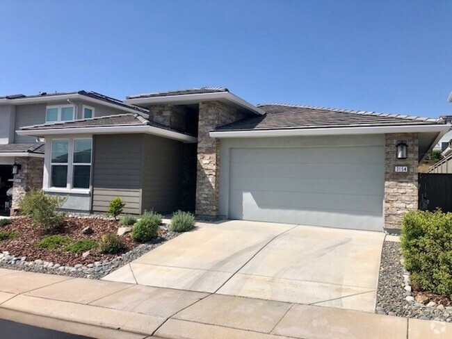 Building Photo - Beautiful 3-Bedroom Home in Russell Ranch ...