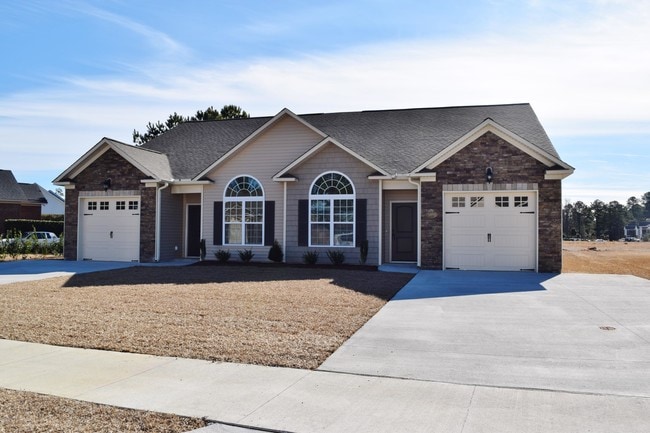 Building Photo - 3801 Nantucket Rd Rental