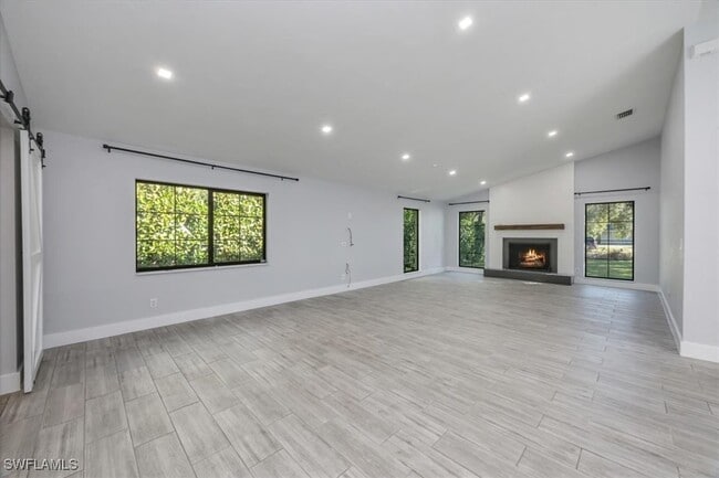 Photo - 6161 Waxmyrtle Way