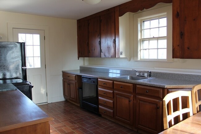 Photo - 134 Sandwich Rd Unidad 2nd Floor