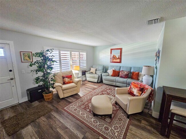 Photo - 3010 59th St S Unidad 307