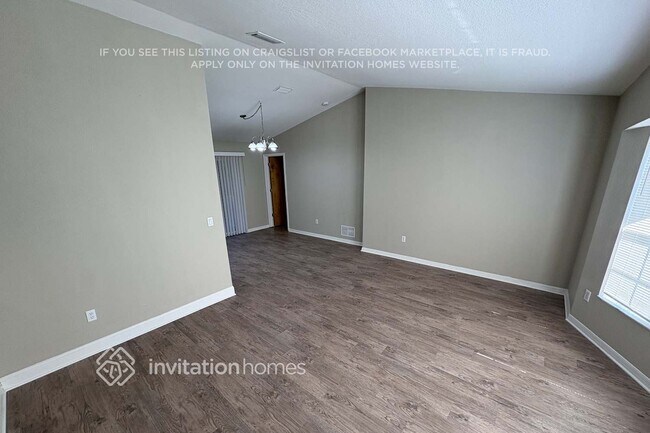 Photo - 469 Dorchester St