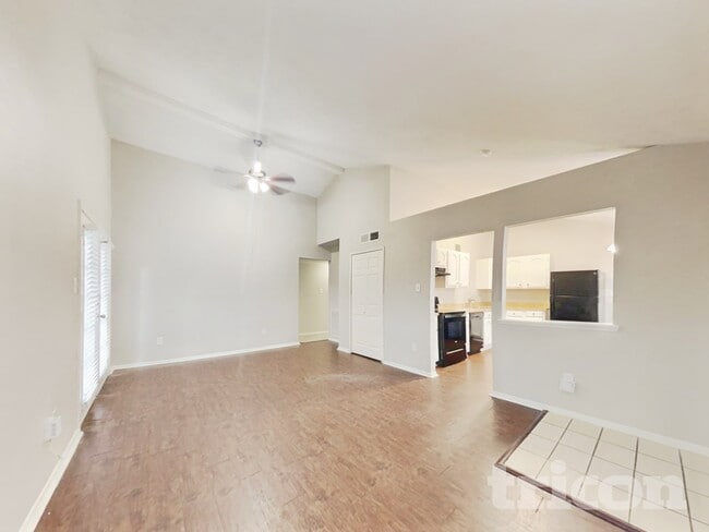 Photo - 24022 4 Sixes Ln