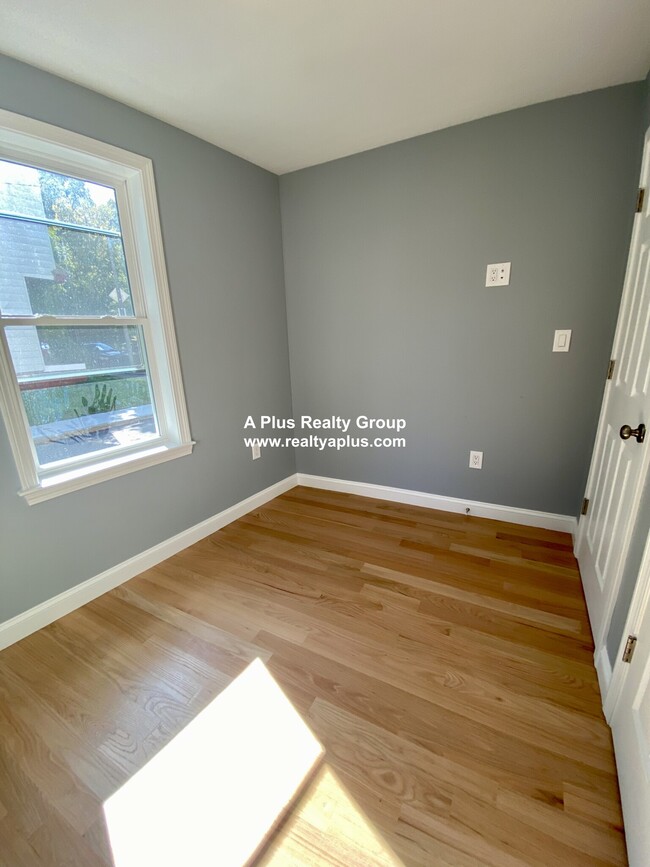 Photo - 41 Cornwall St Unidad 1 Rental