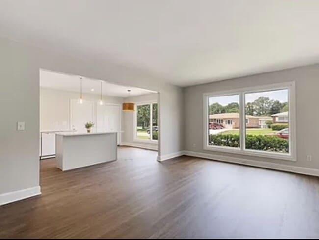 Photo - 3 Bedroom 2 Bath House in Memminger Hall - West Ashley