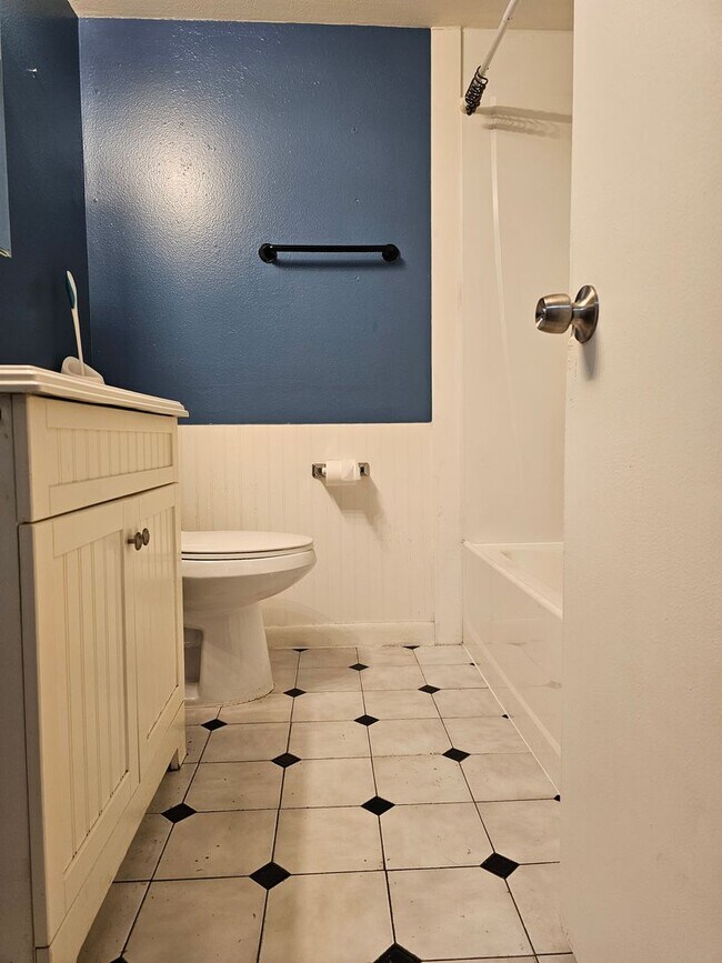 Photo - Price reduced!!-Cozy 1 bedroom garden leve... Unidad 9