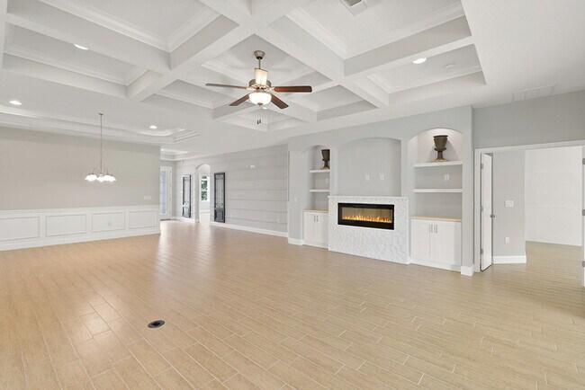 Photo - 202 Messina Pl