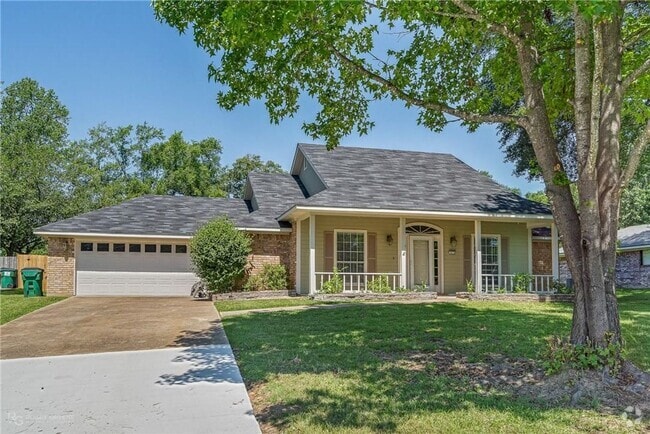 Building Photo - 7839 Dogwood Trail Rental