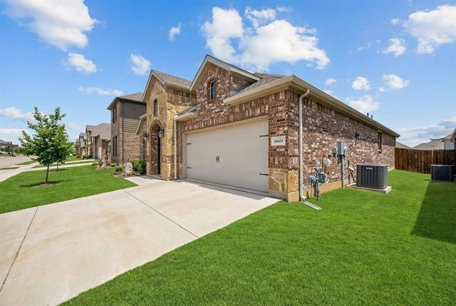 Photo - 10601 Autumn Leaves Ln