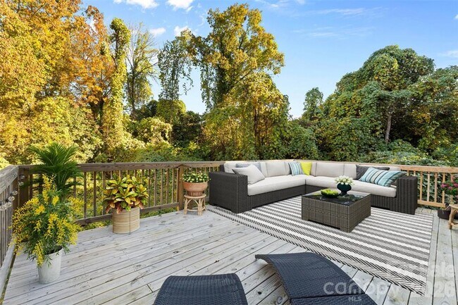 Photo - 712 Rodey Ave