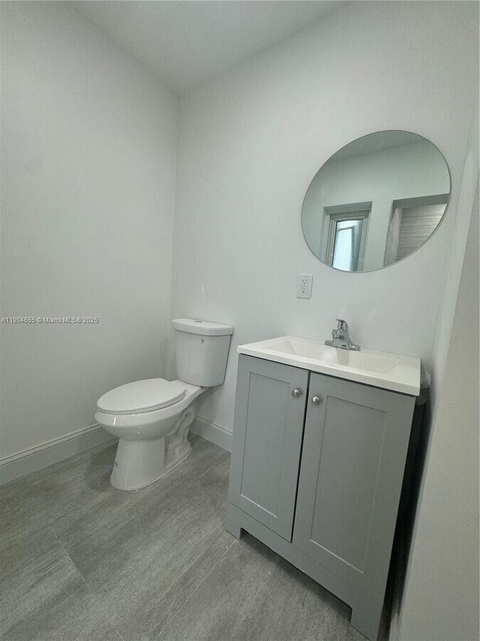 Photo - 19340 Bel Aire Dr Unit 1