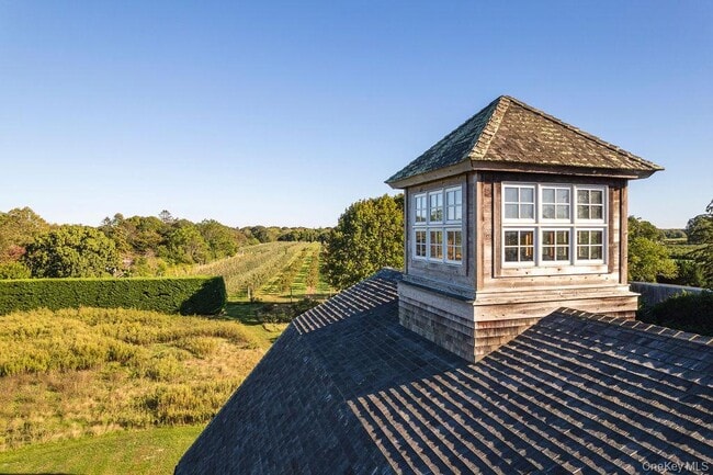 Photo - 29500 Main Rd