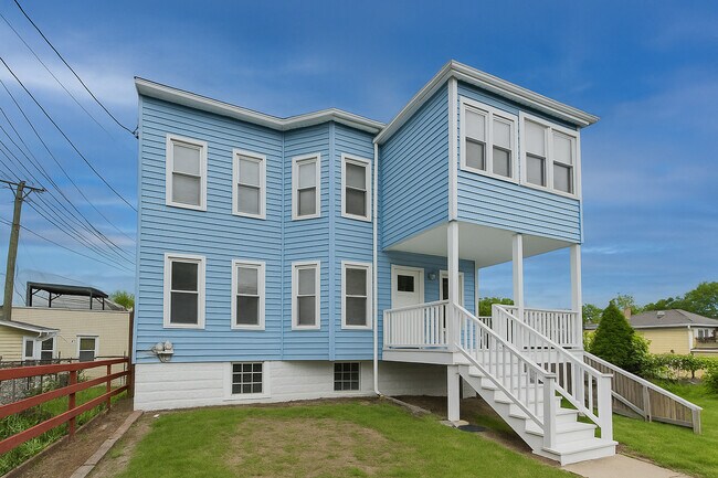 Photo - 2144 W Montrose Ave Unidad 2