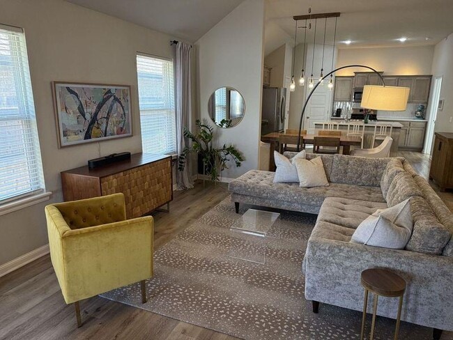 Photo - 928 SW 139th St