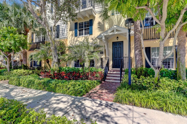 Photo - 343 Flamingo Dr Townhome