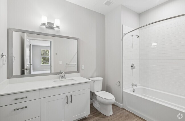 3BR, 2BA - 1,356SF - Bathroom