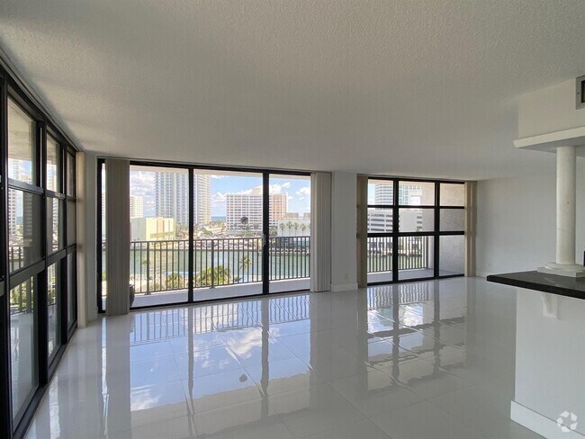 Building Photo - 400 Leslie Dr Unit 810 Rental