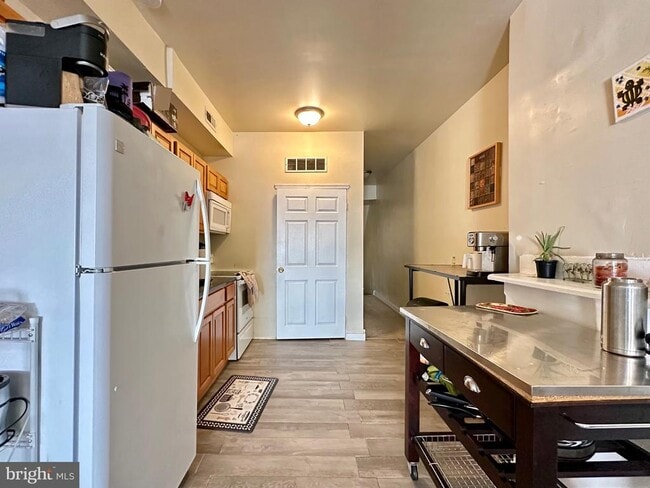 Photo - 1429 W Norris St