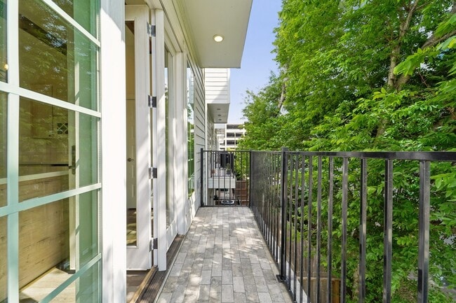 Photo - 2520 Ohsfeldt St