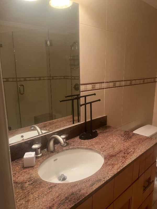 Photo - 413 Swallow Dr