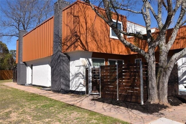 Photo - 4804 W Wind Trail Unit 104