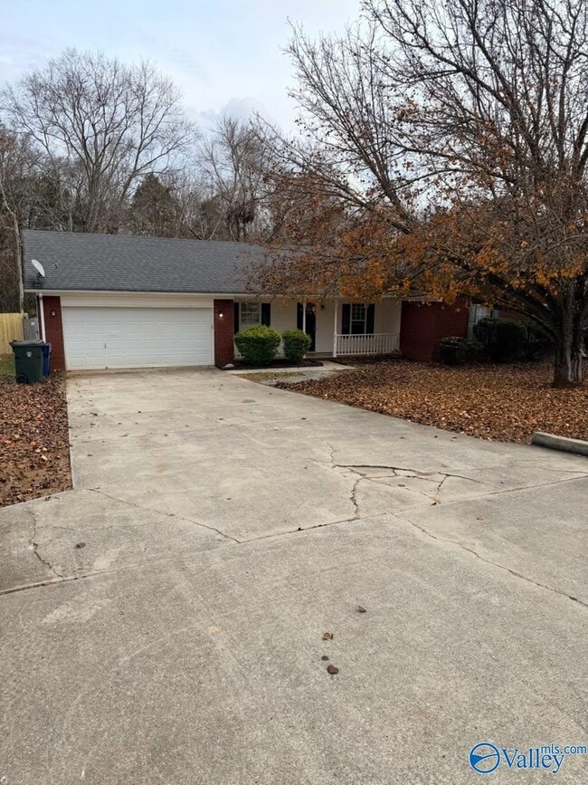 Photo - 217 Falcon Ridge Dr