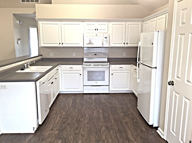 Photo - 436 Plantation Pl