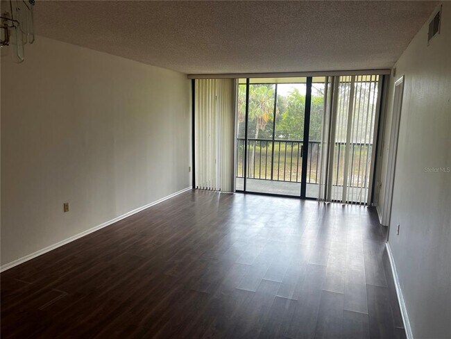 Photo - 800 Cove Cay Dr Unit 3F