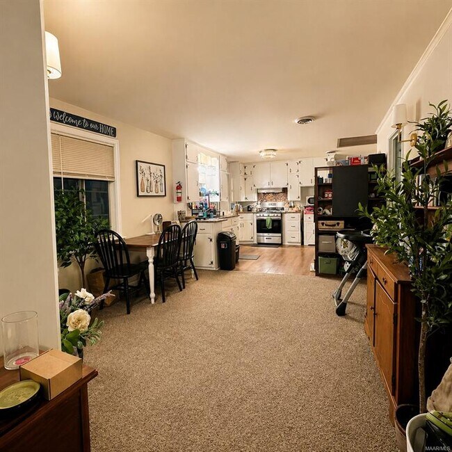 Photo - 3881 Frasier St