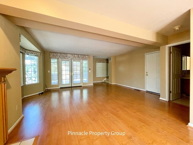 Photo - 711 Hibiscus Pl