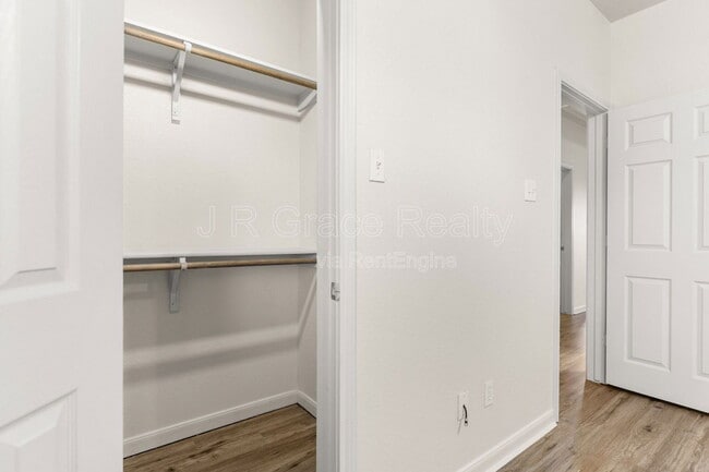 Photo - 10015 Amber Cir