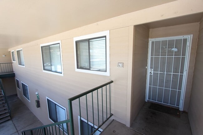 Photo - Furnished 2BR, 2BA Condo in University Heights Unit 17-216