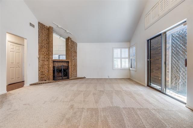 Photo - 4147 Rosser Square