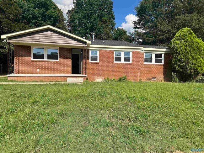 Building Photo - 624 Austin Dr NW Rental