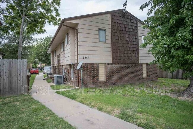 Photo - 307 S Seneca St