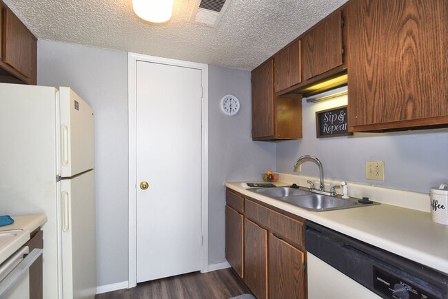 Photo - Country Club