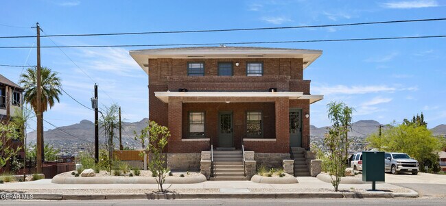 Building Photo - 914 W Yandell Dr Unit 3B