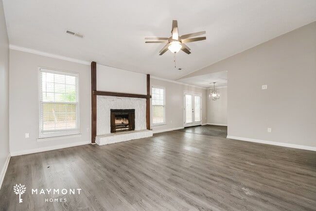 Photo - 98 Peppertree Ln