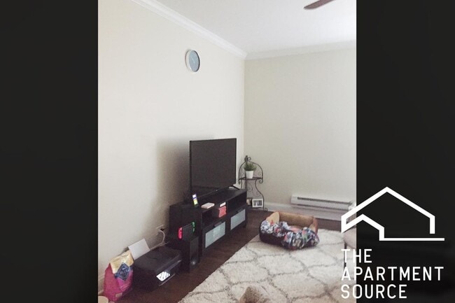 Photo - 4222 N Clark St Unit 1