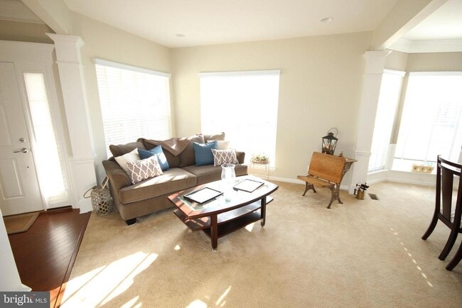 Photo - 299 N Caldwell Cir