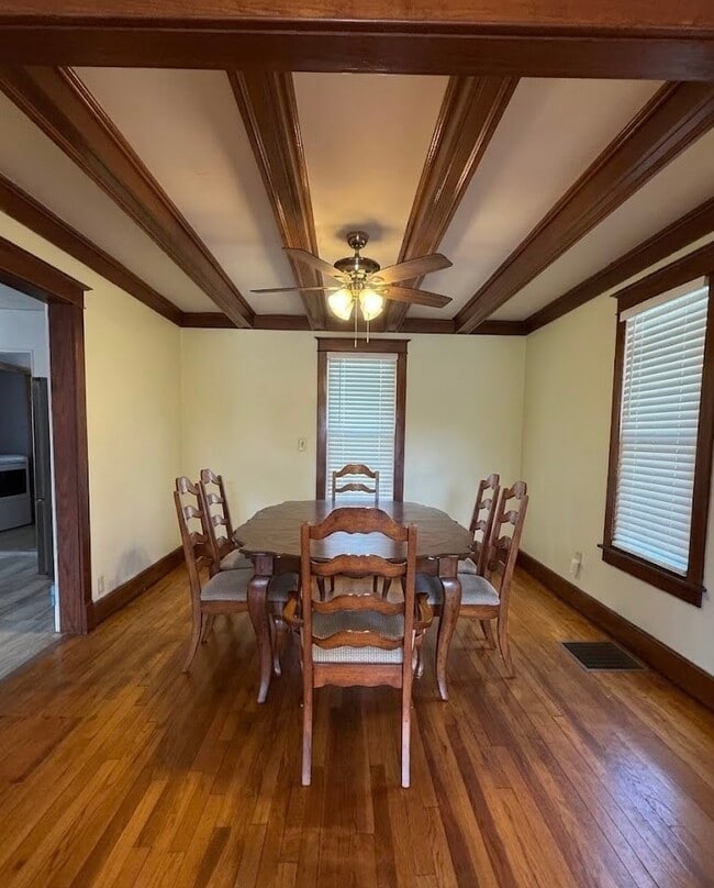 Photo - 3215 Stack Ave