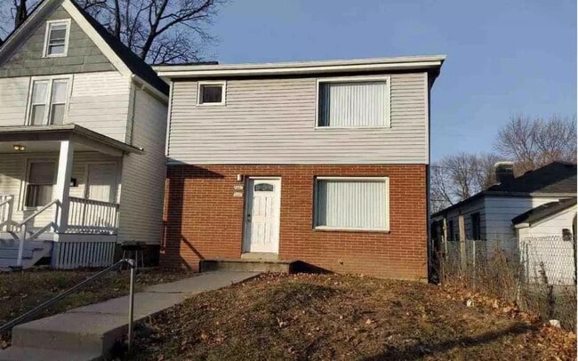 Building Photo - 5405-5407 N 37th St Unit 5405