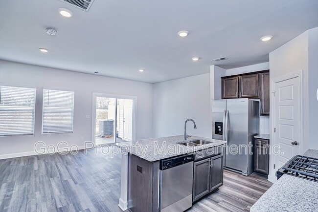 Photo - 126 Telford Dr